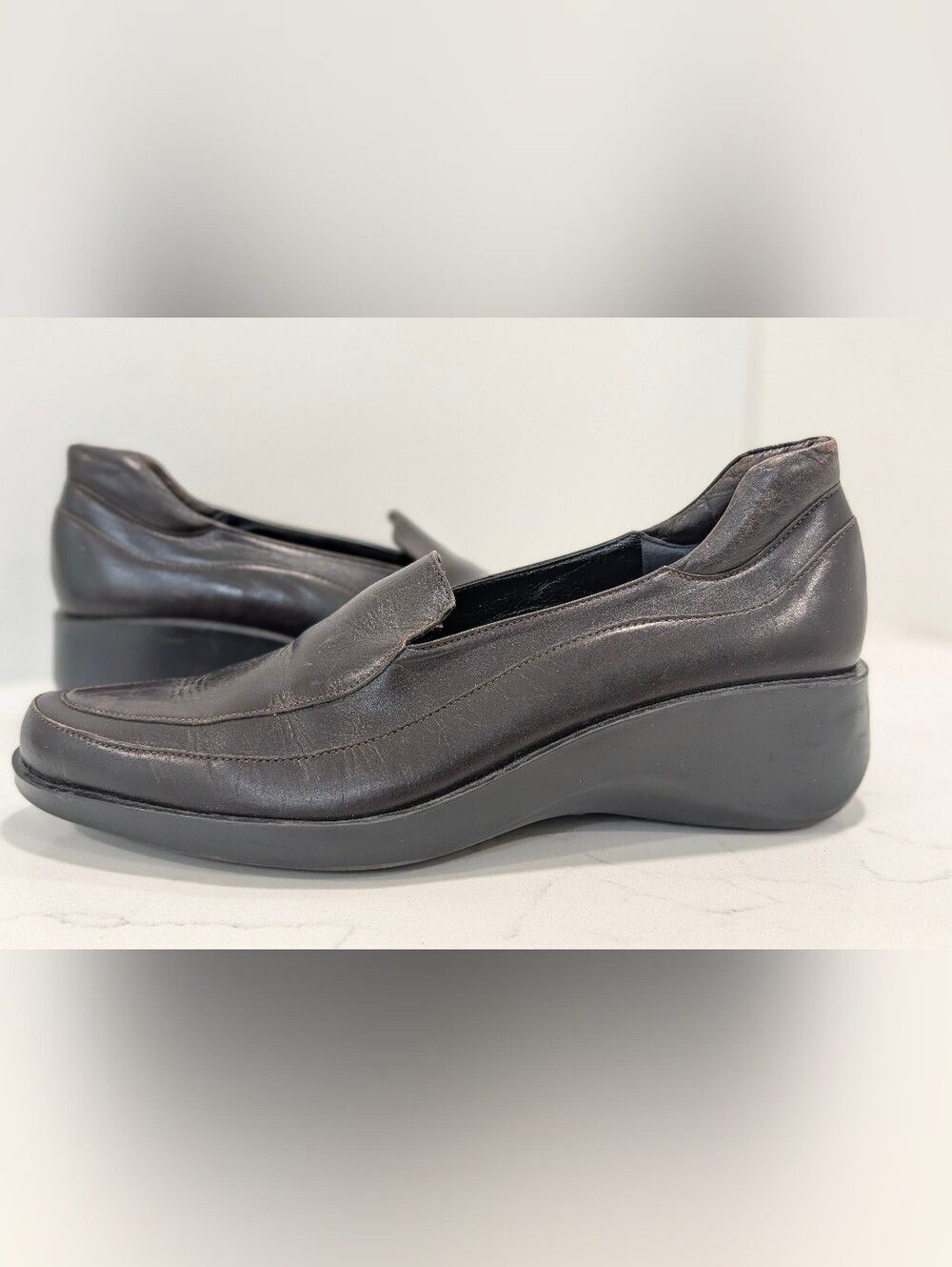 Robert Clergerie Brown Leather Slip On Wedge Loafers Sz 7.5 B Comfort Low Wedge